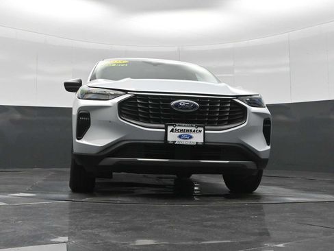 Certified 2025 Ford Escape Active w/ Cold Weather Package FWD image 51