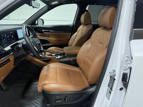 Used 2025 Kia Telluride SX Prestige X-Line image 15
