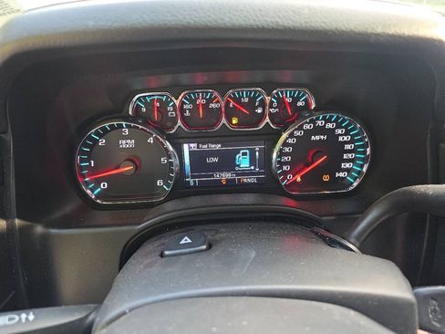 Used 2018 Chevrolet Tahoe LS w/ Enhanced Driver Alert Package RWD image 13