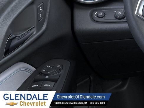 New 2026 Chevrolet Trax LT w/ Driver Confidence Package FWD image 22