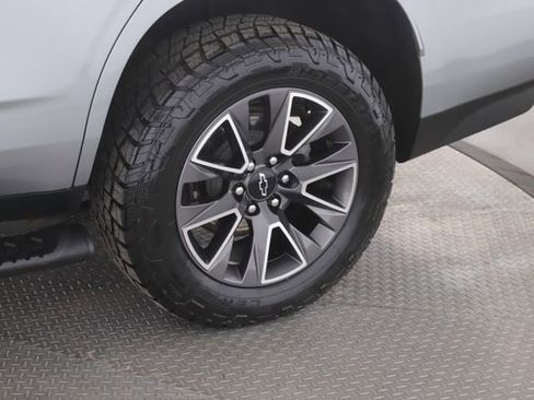 Used 2023 Chevrolet Tahoe Z71 AWD/4WD image 14
