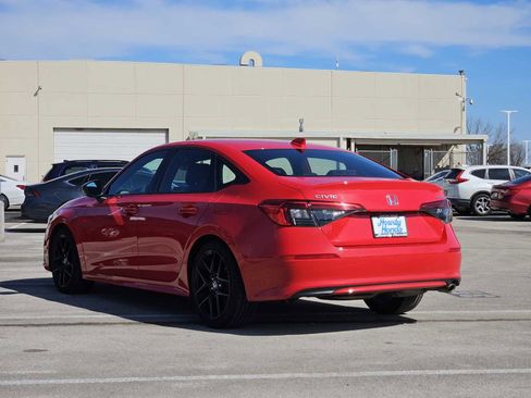 Used 2023 Honda Civic Sport image 5