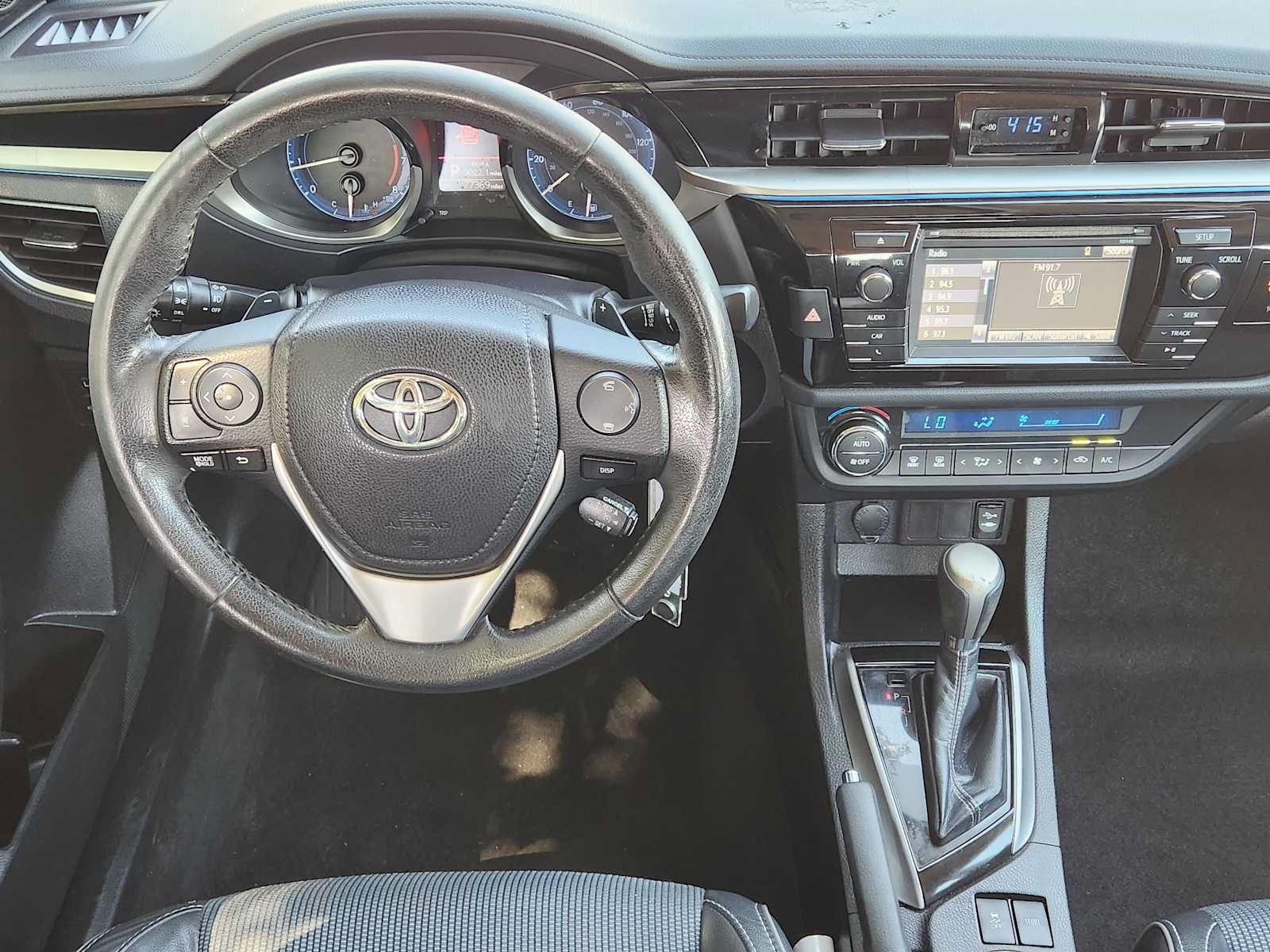 Used 2015 Toyota Corolla S FWD image 25
