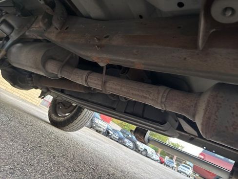 Used 2005 Ford F250 Lariat image 41