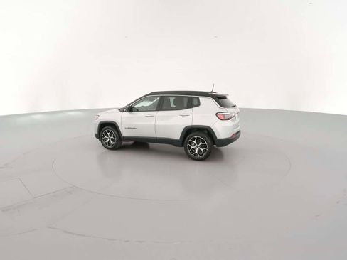 New 2026 Jeep Compass Limited image 7