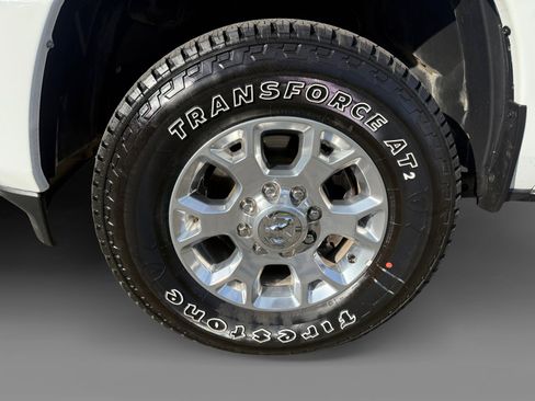 Used 2024 RAM 2500 Laramie w/ Safety Group image 9