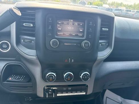 Used 2024 RAM 3500 Tradesman w/ Chrome Appearance Group AWD/4WD image 14