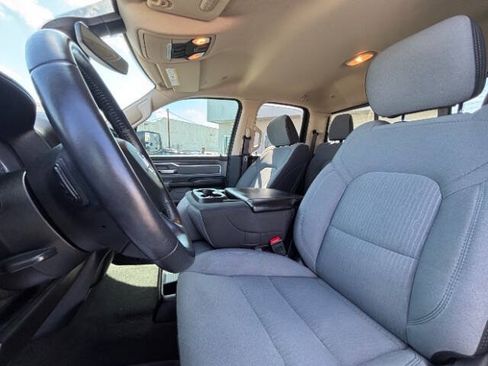 Used 2020 RAM 1500 Big Horn RWD image 17