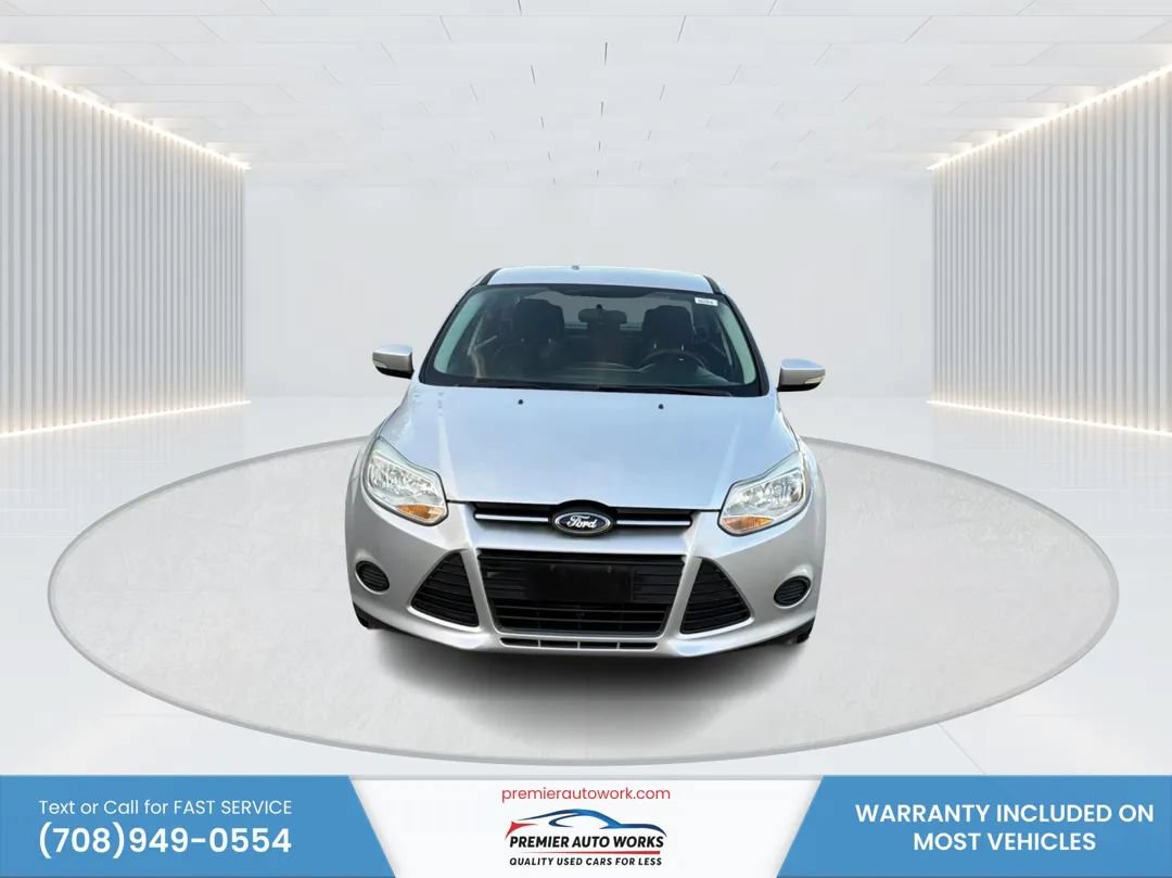 Used 2014 Ford Focus SE FWD image 2