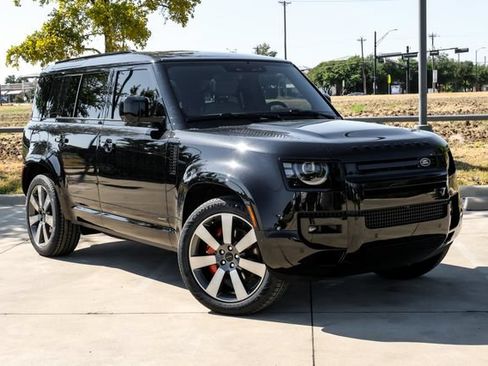 New 2026 Land Rover Defender 110 X AWD/4WD image 7