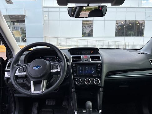 Used 2018 Subaru Forester 2.5i Touring w/ Popular Package #3B AWD/4WD image 10