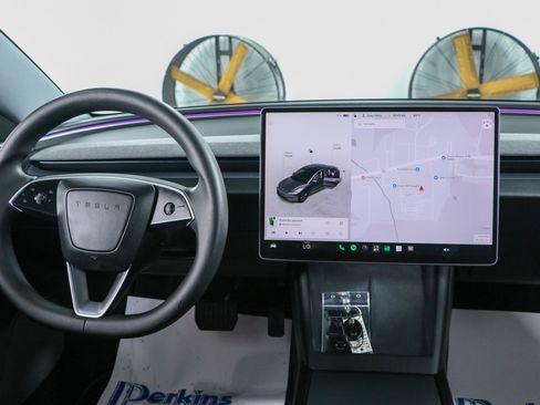 Used 2025 Tesla Model 3 Long Range RWD image 16