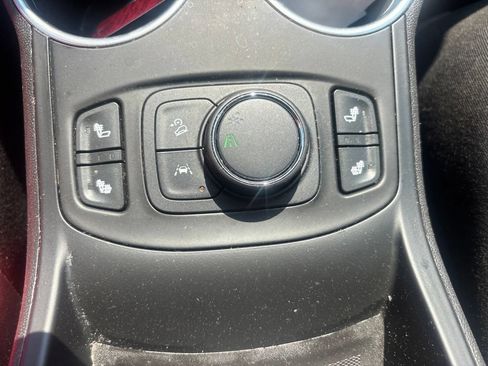 Used 2020 GMC Terrain SLE w/ Driver Convenience Package FWD image 26