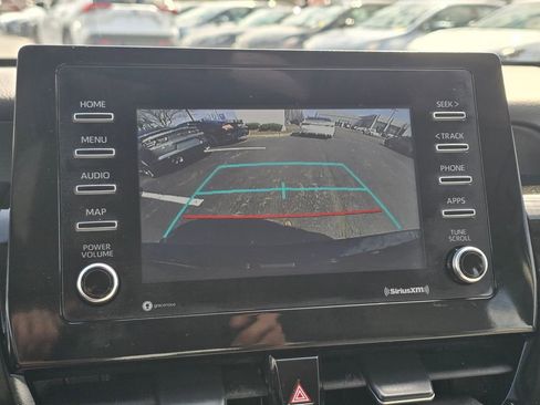 Used 2021 Toyota Camry SE image 27