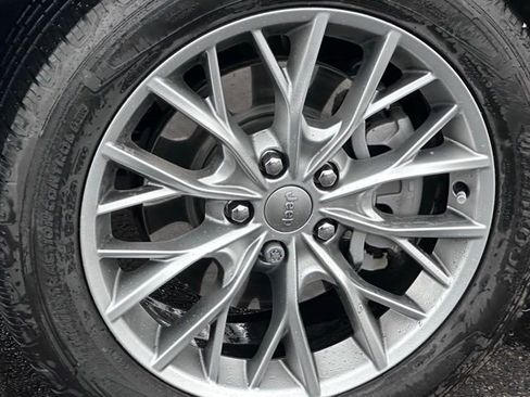 Used 2022 Jeep Grand Cherokee Summit w/ Advanced Protech Group IV image 12