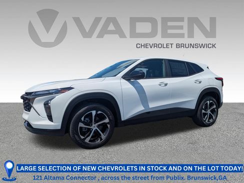 New 2026 Chevrolet Trax RS FWD image 1