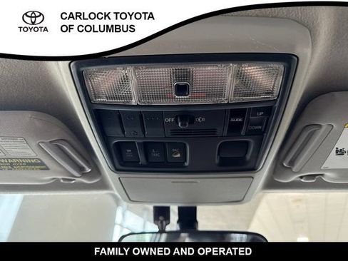 Used 2011 Toyota 4Runner SR5 w/ Premium Pkg w/Leather AWD/4WD image 30
