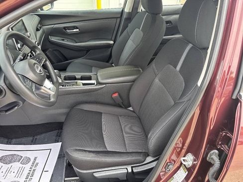 Used 2024 Nissan Sentra SV w/ Trunk Package FWD image 4