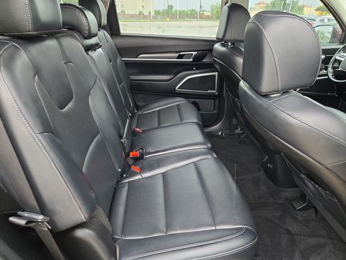 Used 2022 Kia Telluride LX FWD image 30