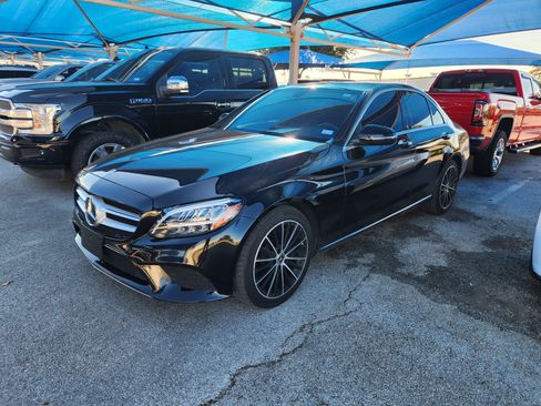 Used 2020 Mercedes-Benz C 300 Sedan image 2