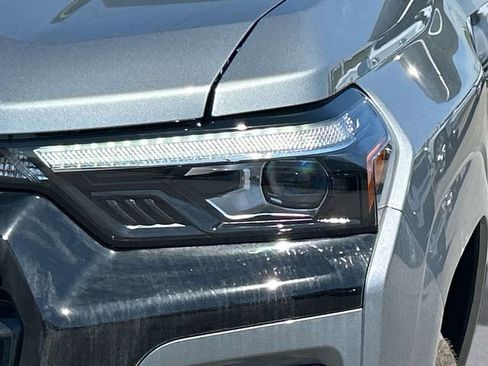 New 2026 Chevrolet Colorado Z71 w/ Technology Package AWD/4WD image 9