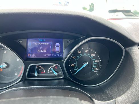 Used 2013 Ford Focus SE FWD image 18