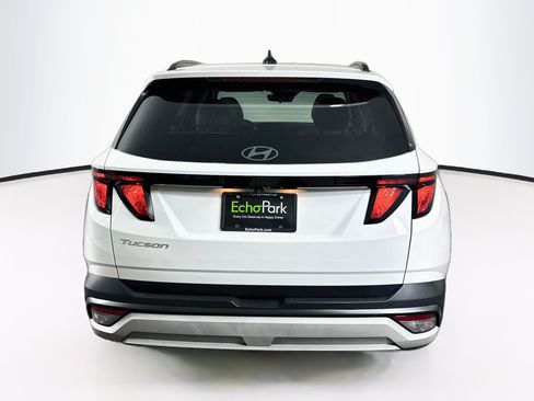 Used 2025 Hyundai Tucson SEL FWD image 7