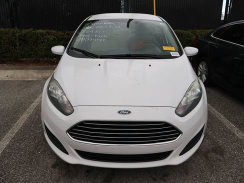 Used 2018 Ford Fiesta SE image 5