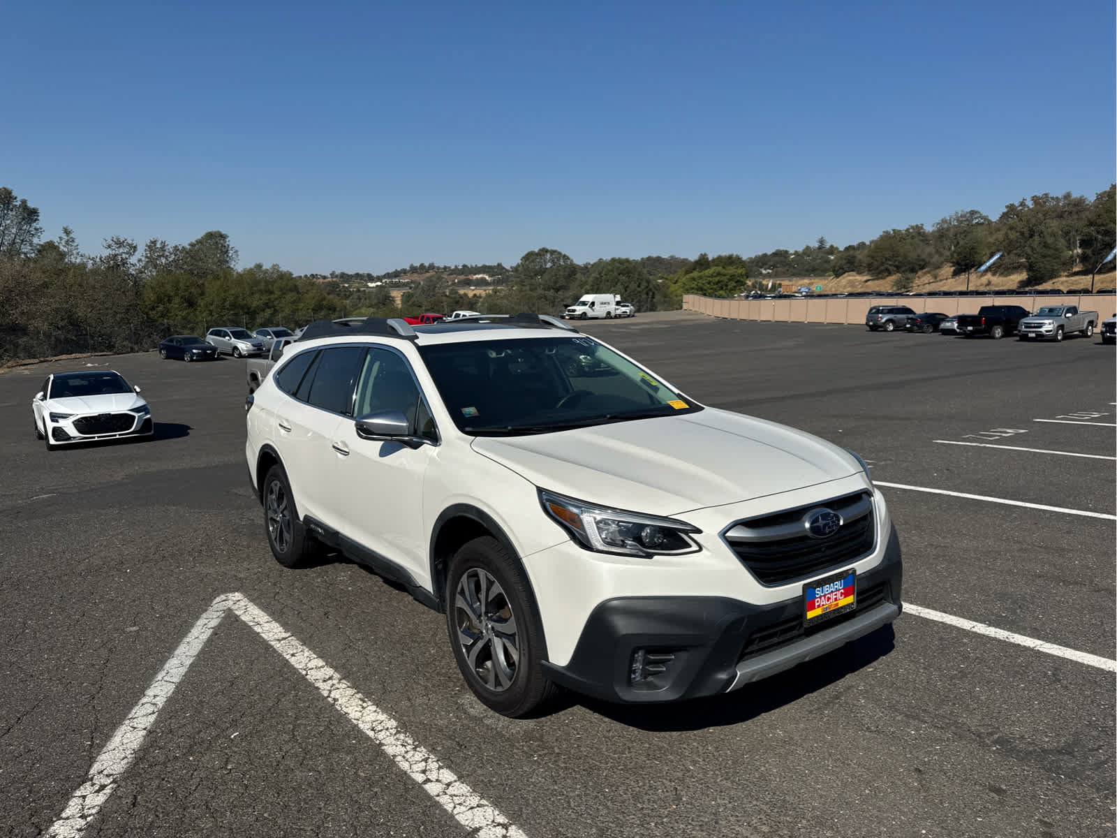 Used 2020 Subaru Outback Touring XT AWD/4WD image 3