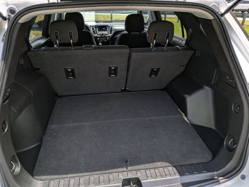 Used 2019 Chevrolet Equinox LT FWD image 11