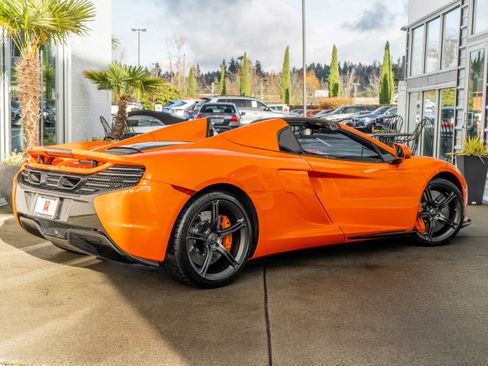 Used 2015 McLaren 650S Spider image 10