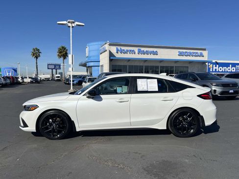 Certified 2024 Honda Civic Sport image 2