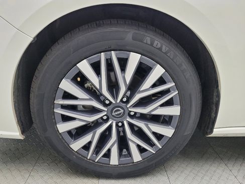 Used 2023 Nissan Altima 2.5 SV image 31