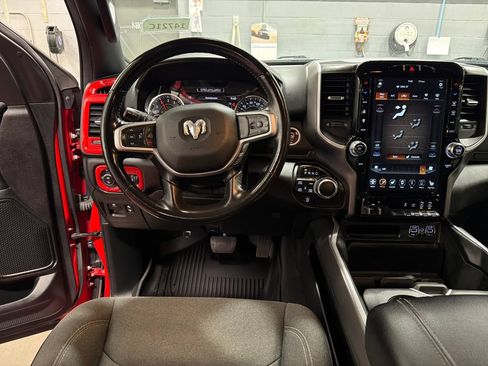 Used 2021 RAM 1500 Big Horn AWD/4WD image 5