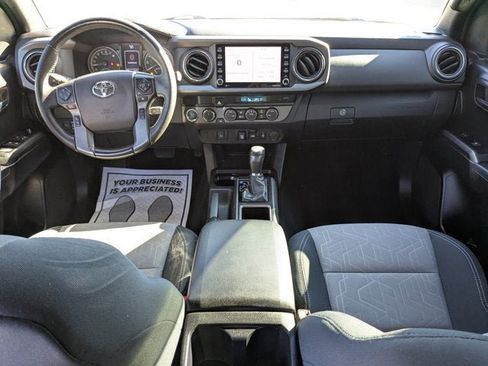 Used 2021 Toyota Tacoma TRD Off-Road image 13