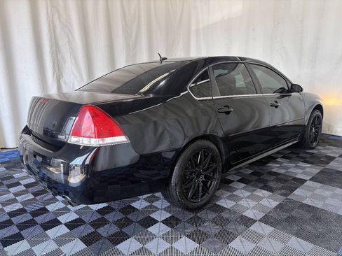 Used 2014 Chevrolet Impala LT w/ LT Sunroof Package FWD image 5