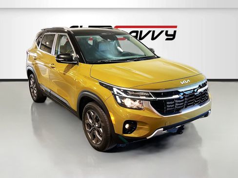 Used 2024 Kia Seltos S AWD/4WD image 1