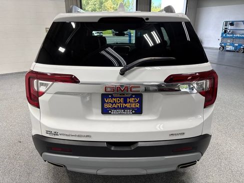 Used 2023 GMC Acadia SLT AWD/4WD image 6