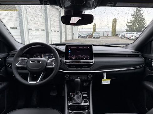 New 2026 Jeep Compass Limited image 11
