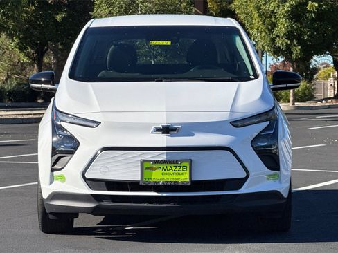 Used 2023 Chevrolet Bolt LT image 6
