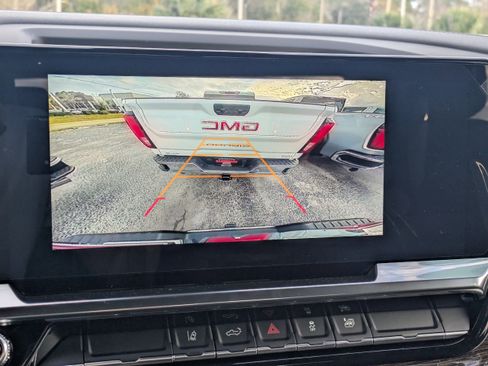 New 2026 GMC Sierra 2500 SLE image 24