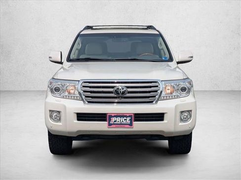 Used 2013 Toyota Land Cruiser AWD/4WD image 2
