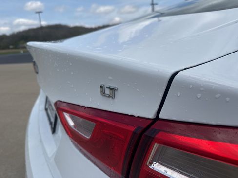 Used 2023 Chevrolet Malibu LT FWD image 8