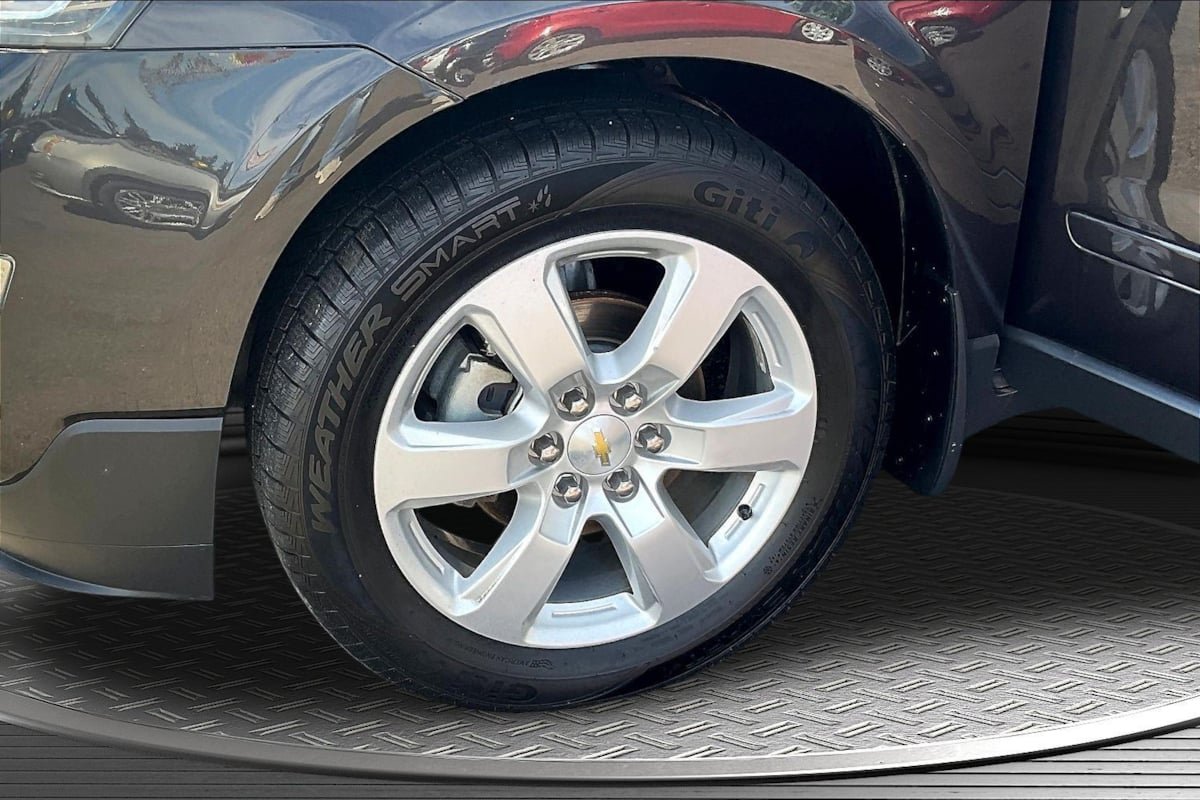Used 2017 Chevrolet Traverse LT w/ Style and Technology Package AWD/4WD image 35