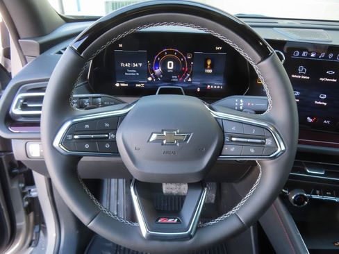 New 2026 Chevrolet Traverse Z71 w/ Enhanced Driving Package image 4