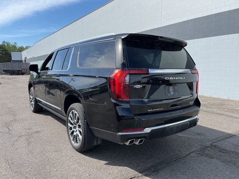 Used 2025 GMC Yukon XL Denali w/ Denali Reserve Package AWD/4WD image 5