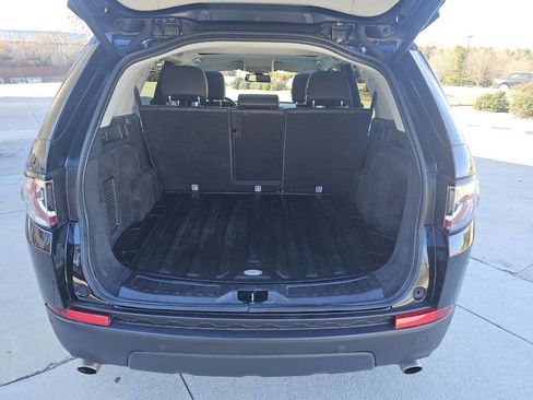 Used 2019 Land Rover Discovery Sport HSE image 20