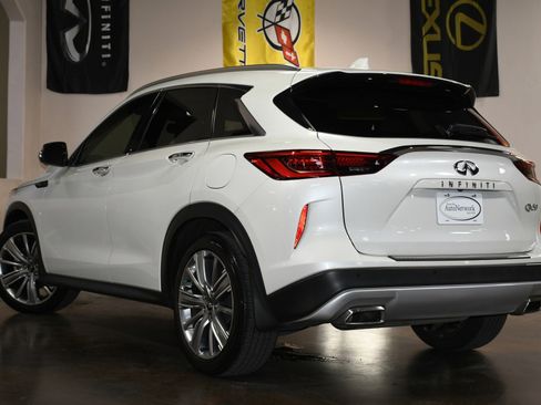 Used 2022 INFINITI QX50 Sensory w/ Cargo Package image 6