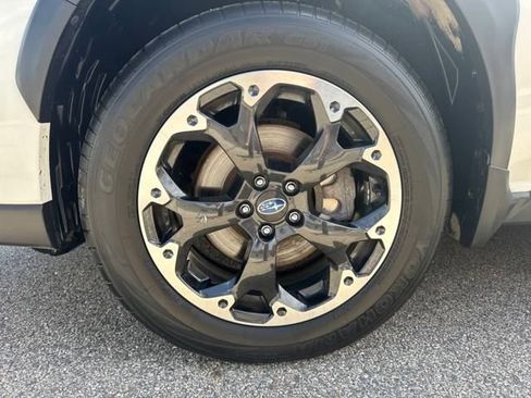 Used 2023 Subaru Crosstrek 2.0i Premium image 11