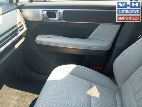 Used 2025 Hyundai Santa Fe SEL AWD/4WD image 27